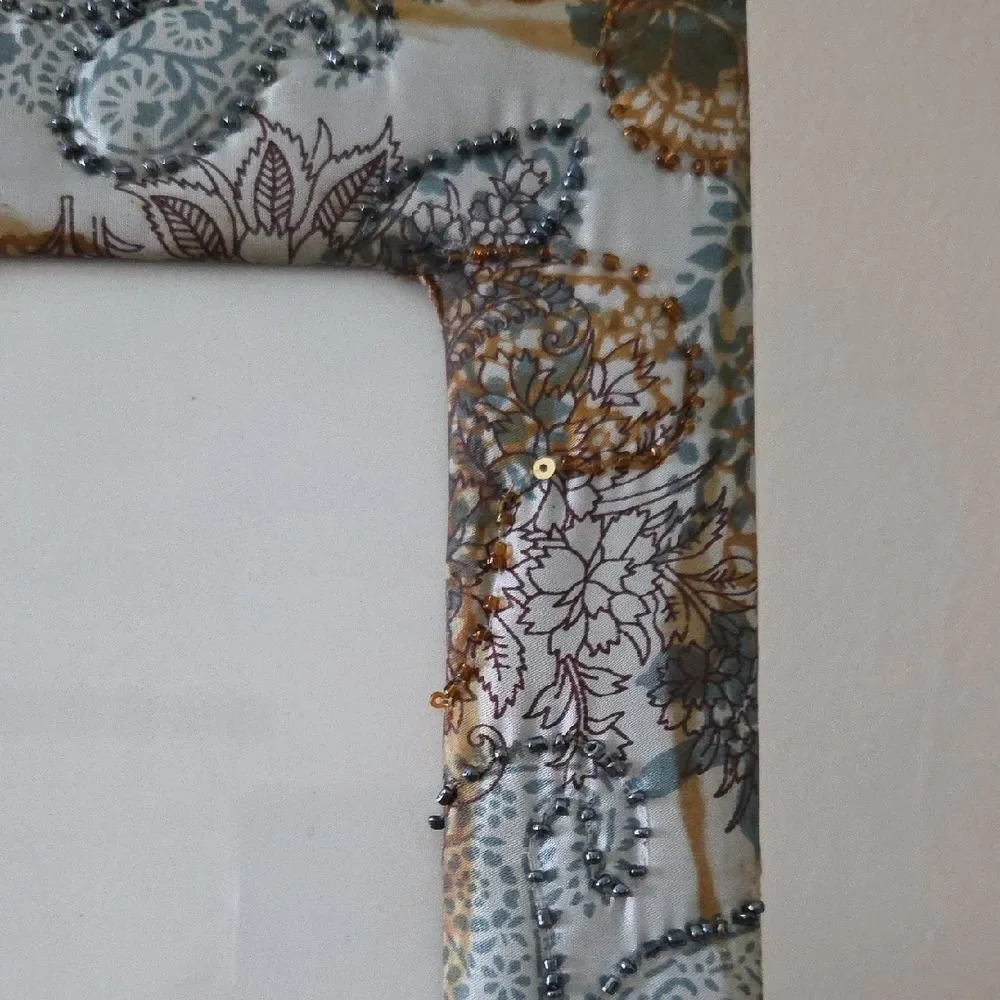 N/A beautiful paisley
